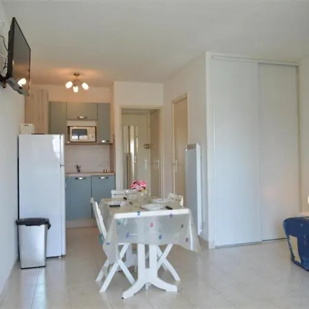Caraibes 4 *